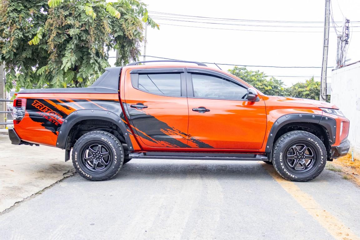 Mitsubishi Triton Doublecab 2.4 Athlete Plus A/T 2020 *LK0500*